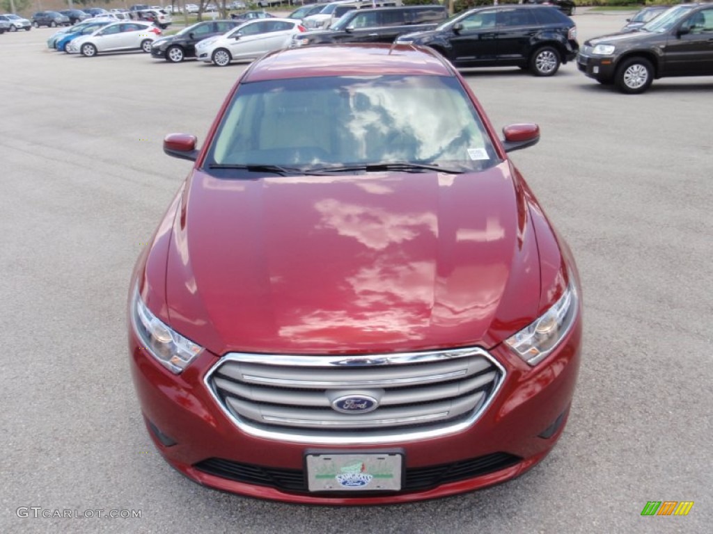 2015 Taurus SEL - Ruby Red Metallic / Dune photo #17