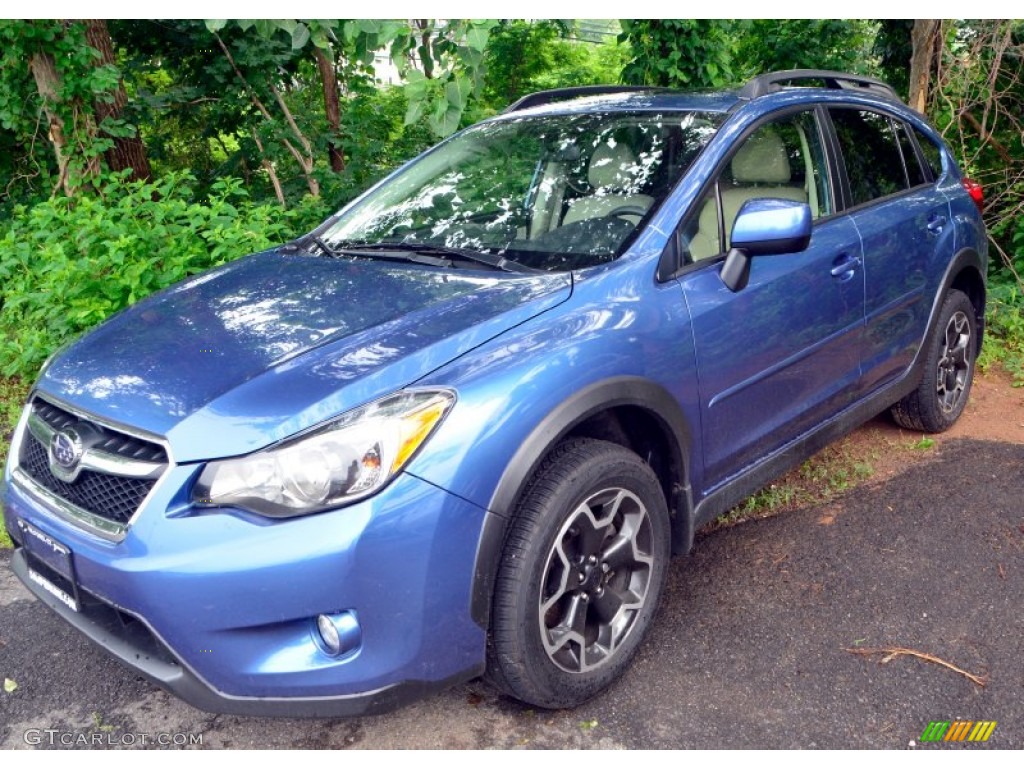 2014 XV Crosstrek 2.0i Limited - Quartz Blue Pearl / Ivory photo #3