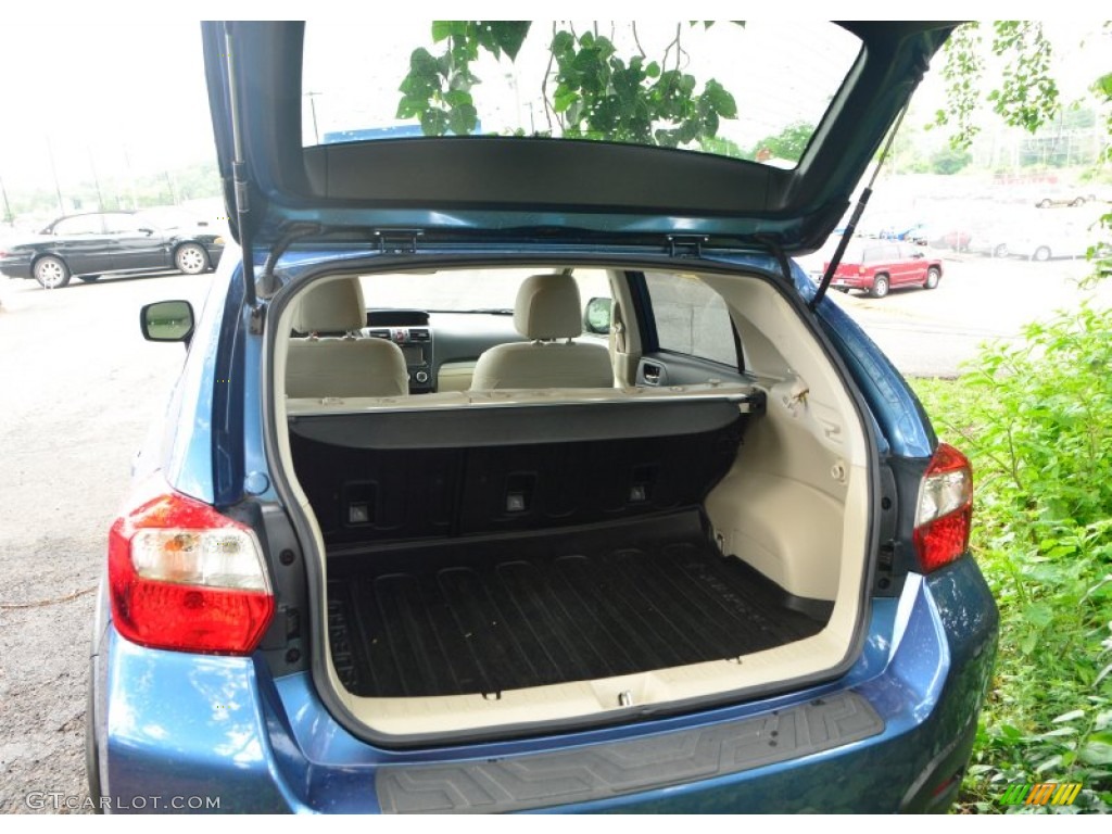 2014 XV Crosstrek 2.0i Limited - Quartz Blue Pearl / Ivory photo #10