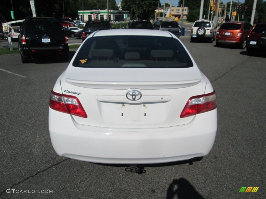 2008 Camry CE - Super White / Ash photo #7