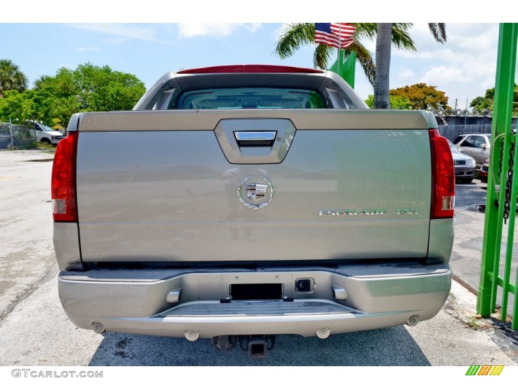 2003 Escalade EXT AWD - Silver Sand / Shale photo #3