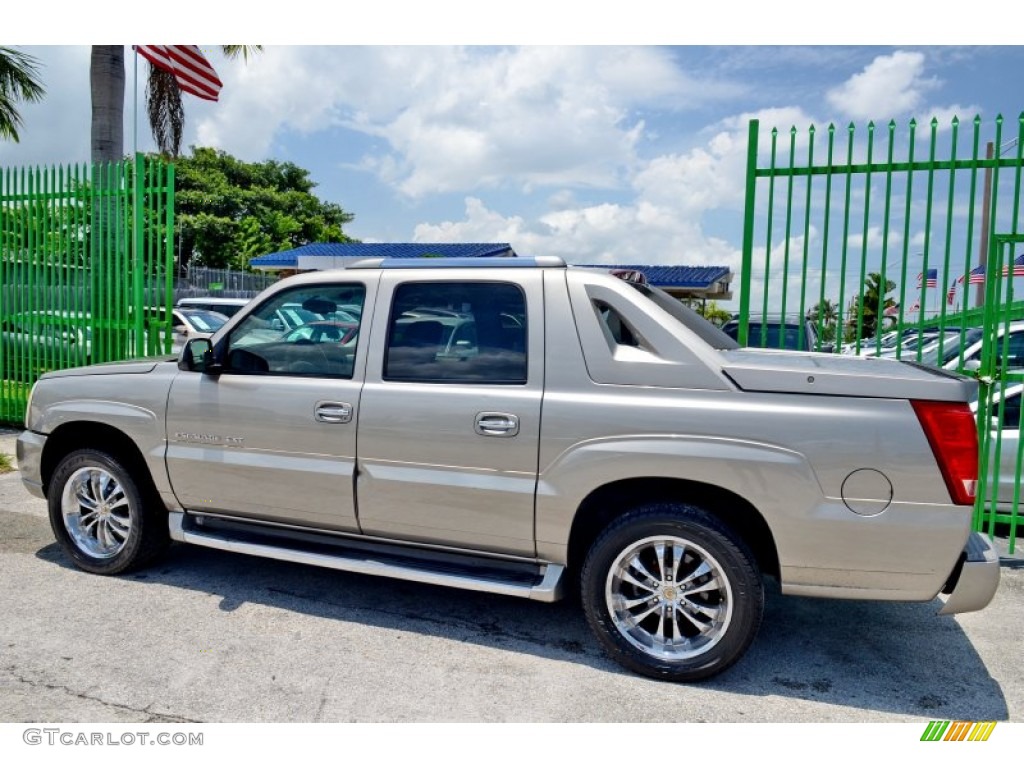 2003 Escalade EXT AWD - Silver Sand / Shale photo #9