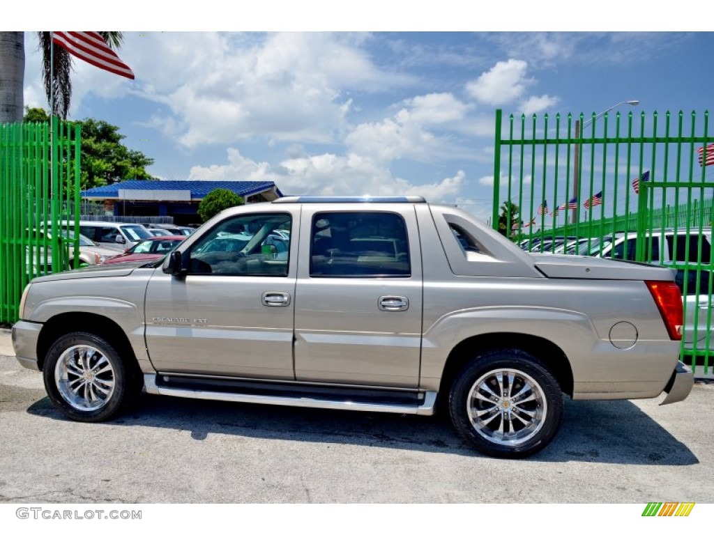 2003 Escalade EXT AWD - Silver Sand / Shale photo #10