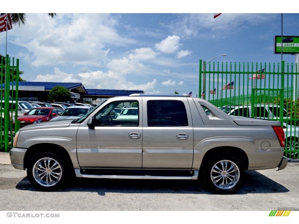 2003 Escalade EXT AWD - Silver Sand / Shale photo #12