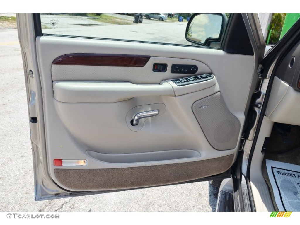 2003 Escalade EXT AWD - Silver Sand / Shale photo #17