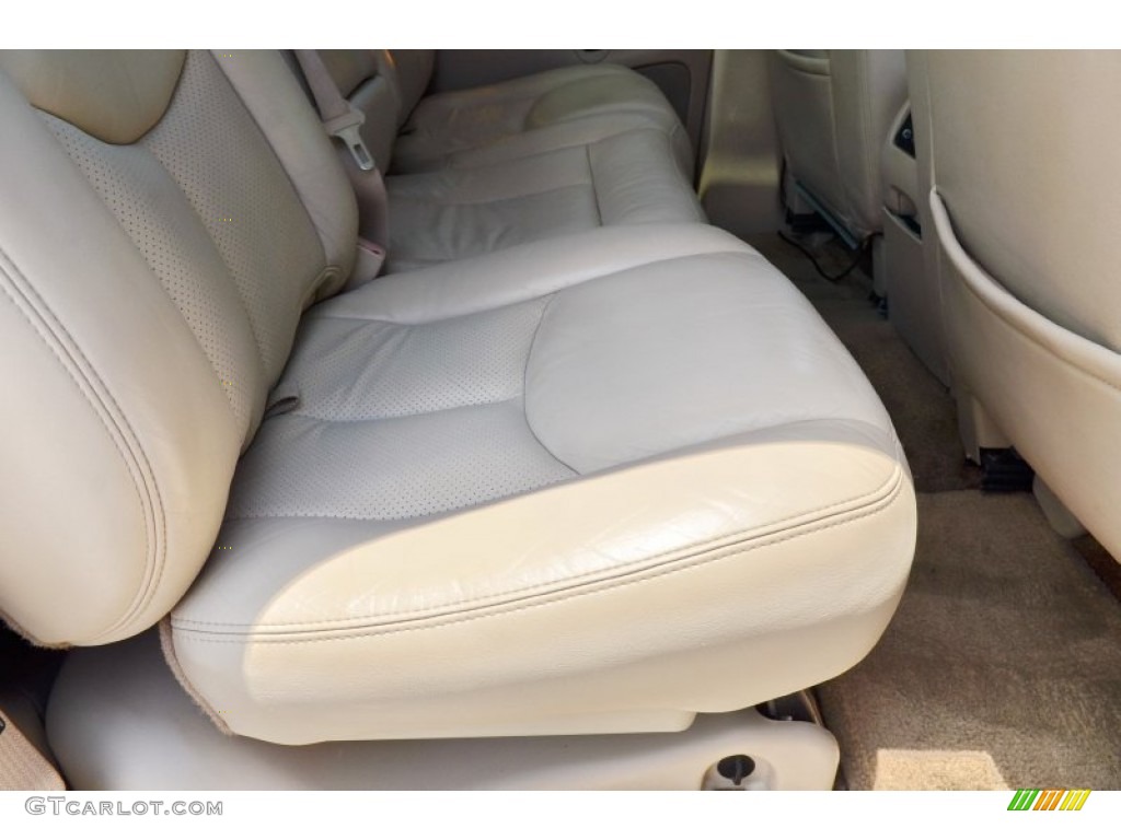 2003 Escalade EXT AWD - Silver Sand / Shale photo #65