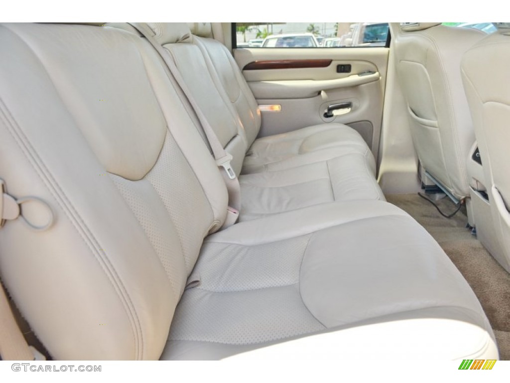 2003 Escalade EXT AWD - Silver Sand / Shale photo #67