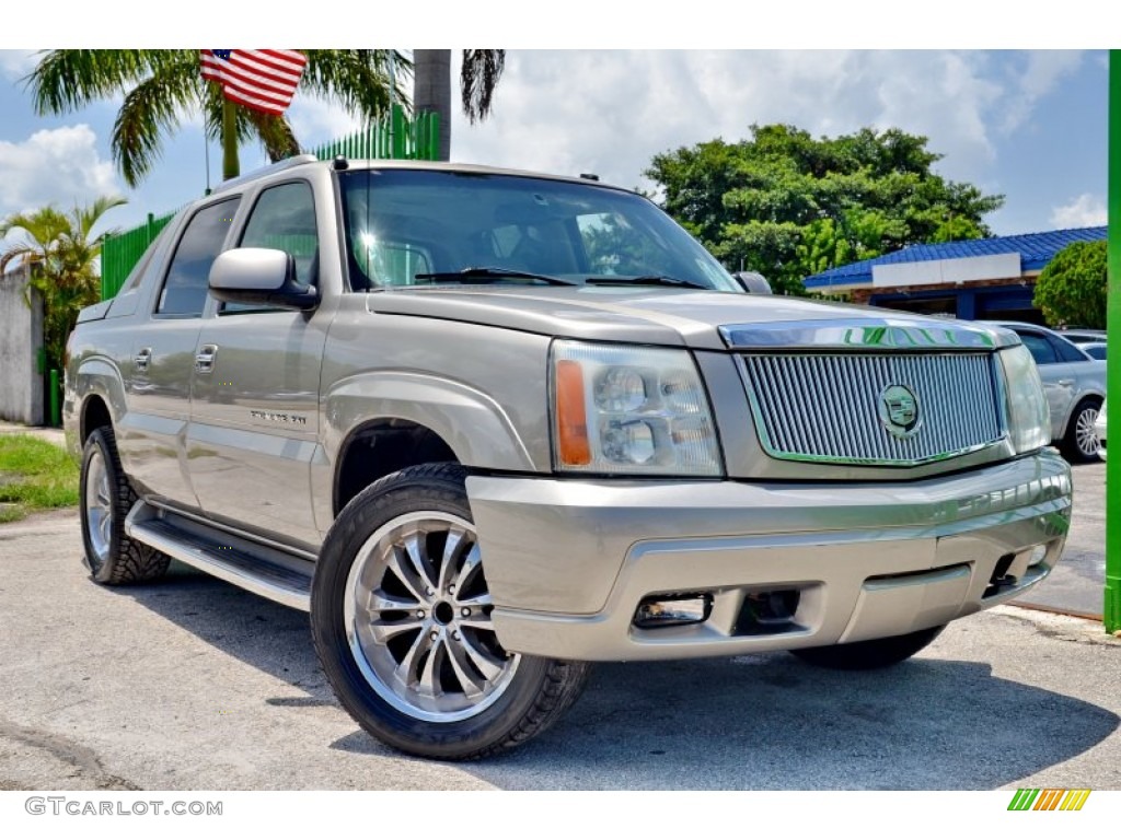 2003 Escalade EXT AWD - Silver Sand / Shale photo #90