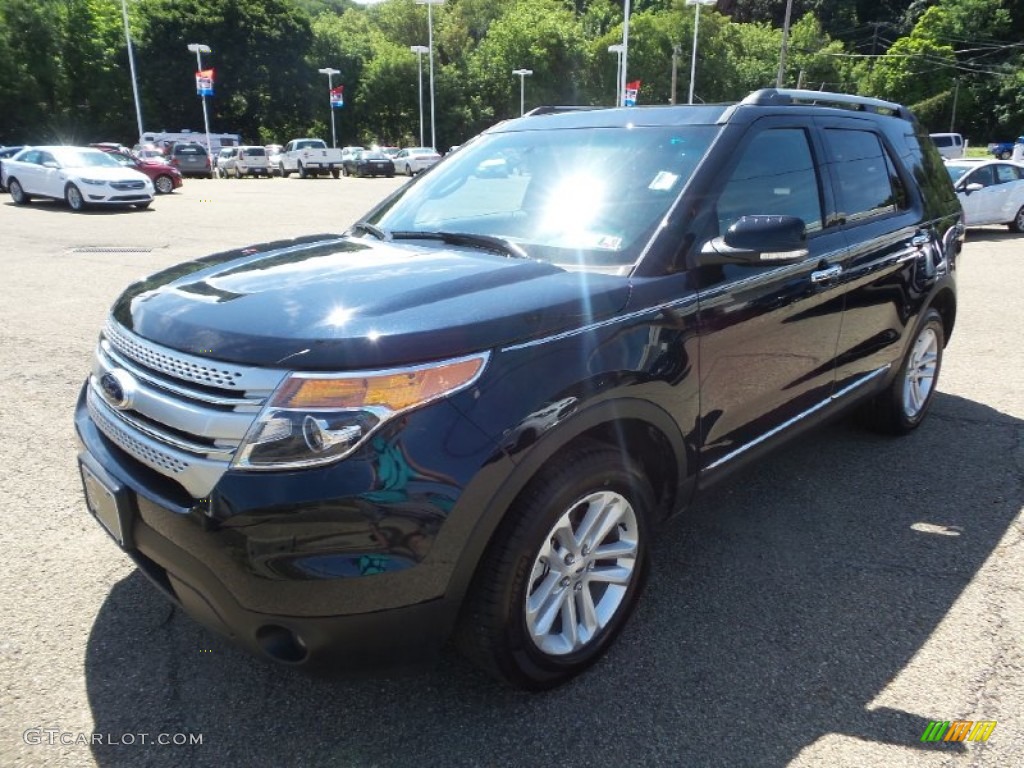 2015 Explorer XLT 4WD - Dark Side / Medium Light Stone photo #8