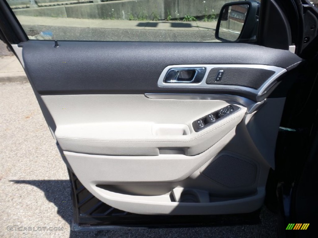 2015 Explorer XLT 4WD - Dark Side / Medium Light Stone photo #15
