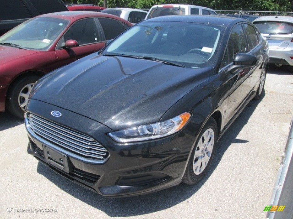 2013 Fusion S - Tuxedo Black Metallic / Earth Gray photo #6