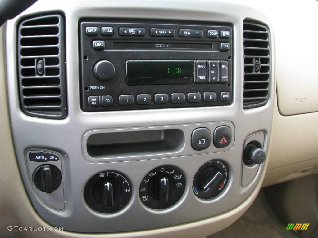 2003 Escape XLT V6 4WD - Gold Ash Metallic / Medium Dark Pebble photo #10