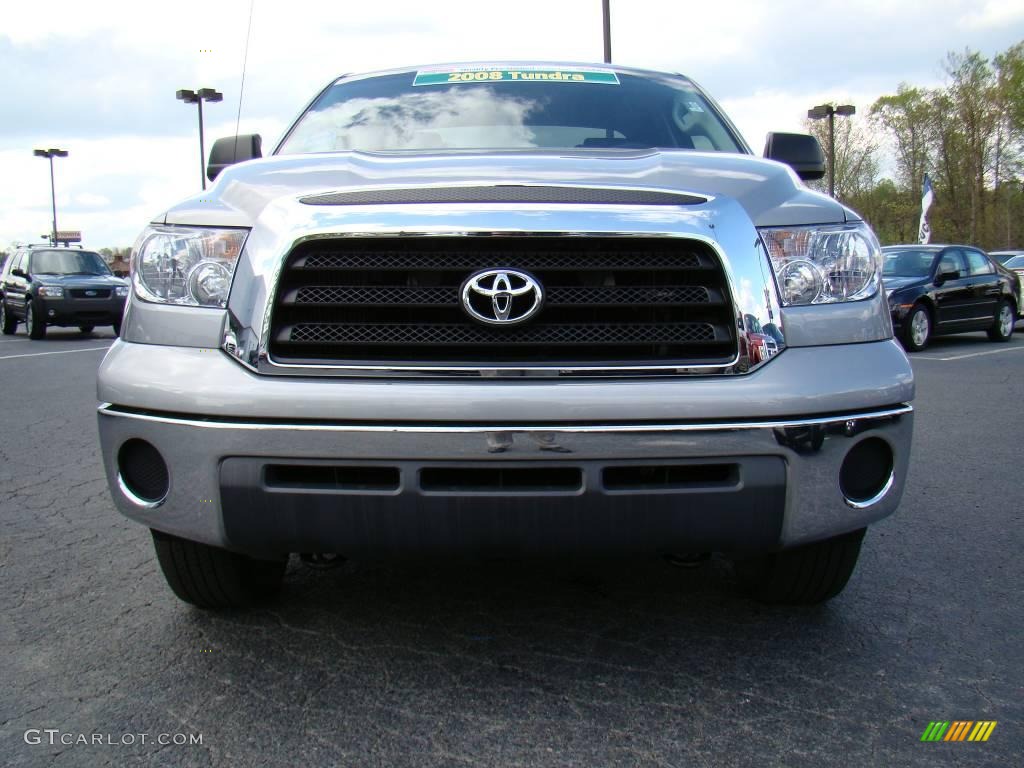 2008 Tundra SR5 Double Cab 4x4 - Silver Sky Metallic / Graphite Gray photo #7