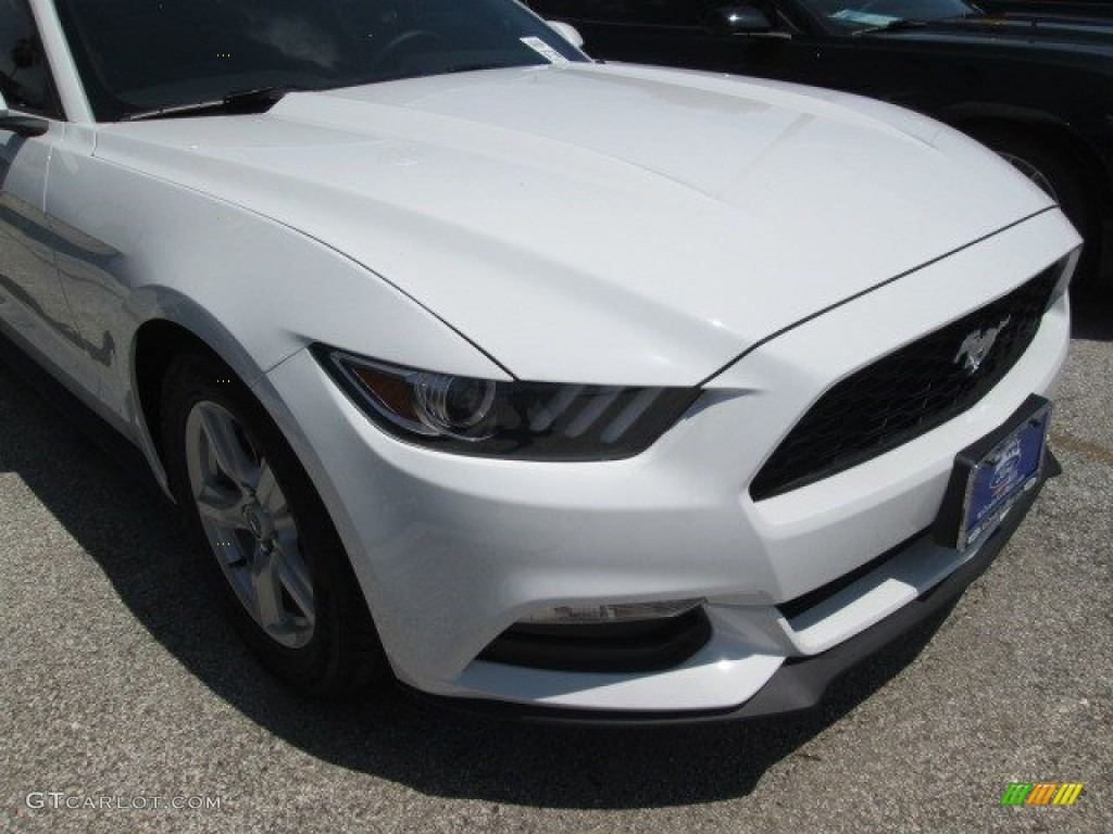 2015 Mustang V6 Coupe - Oxford White / Ebony photo #2