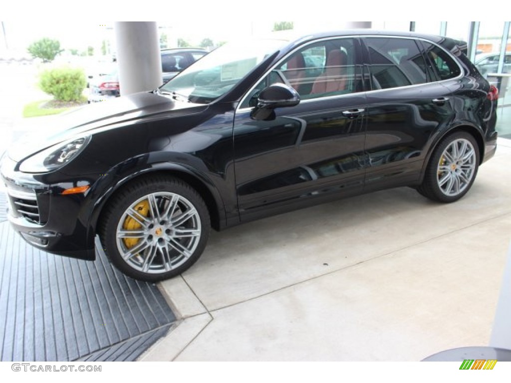 Black 2016 Porsche Cayenne Turbo Exterior Photo #105698296