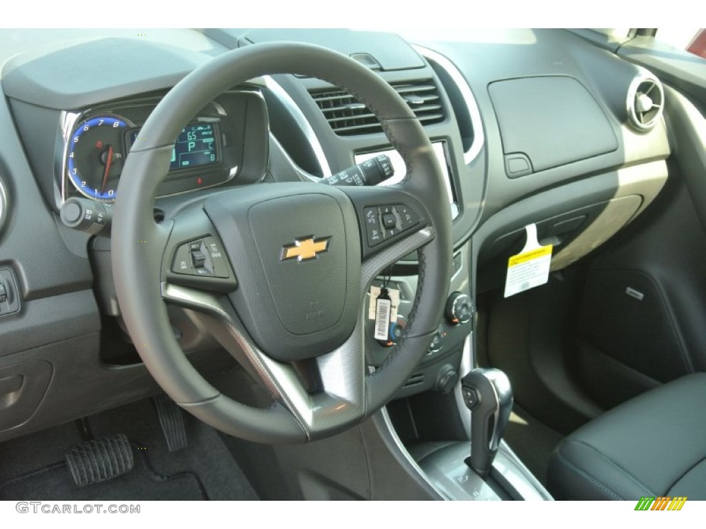 2015 Trax LTZ - Ruby Red Metallic / Jet Black photo #23