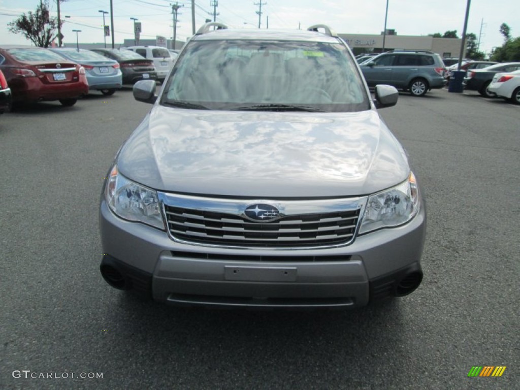 2009 Forester 2.5 X Premium - Steel Silver Metallic / Platinum photo #3