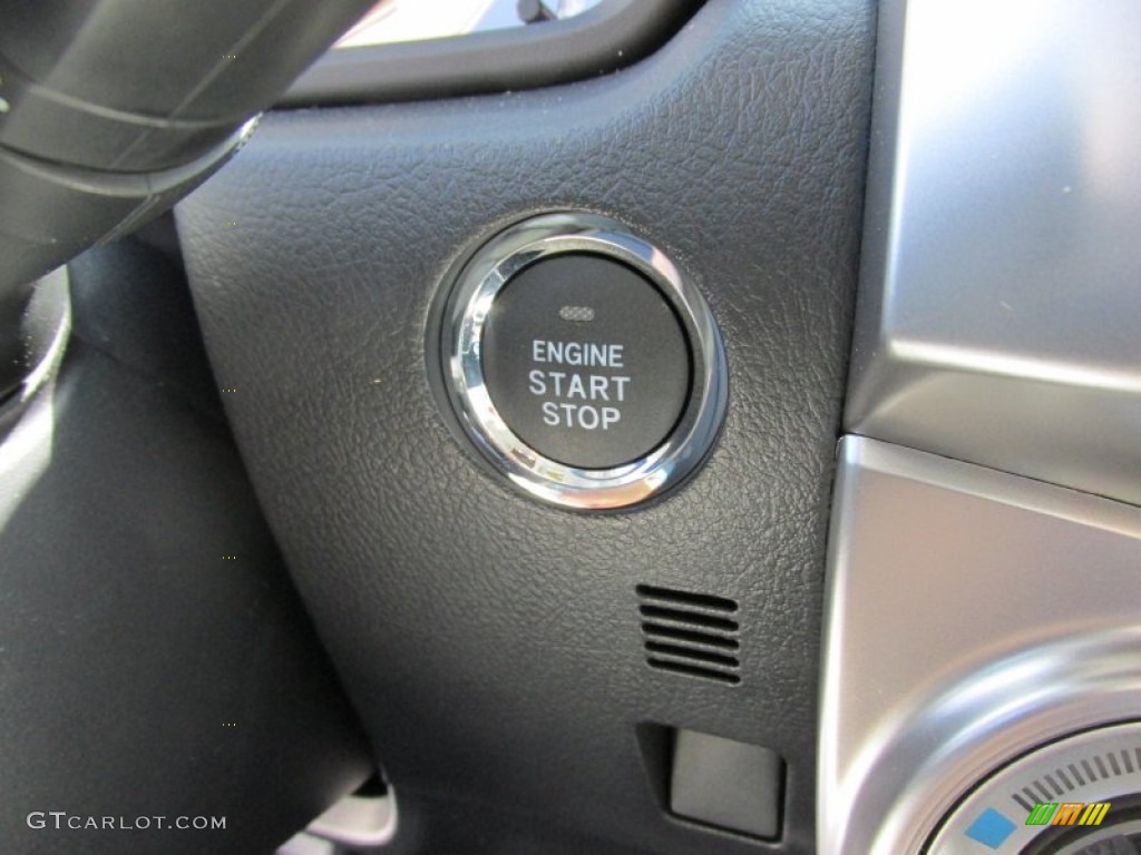 2015 4Runner Limited 4x4 - Blizzard White / Black photo #32