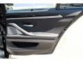 Black Sapphire Metallic - M5 Sedan Photo No. 24
