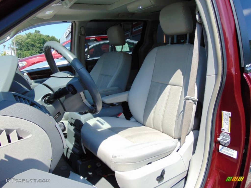 2009 Town & Country Touring - Deep Crimson Crystal Pearl / Medium Slate Gray/Light Shale photo #16