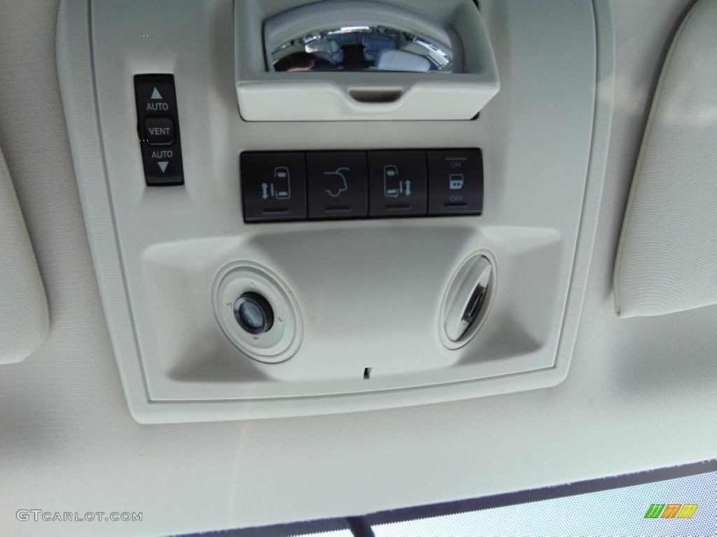 2009 Town & Country Touring - Deep Crimson Crystal Pearl / Medium Slate Gray/Light Shale photo #30