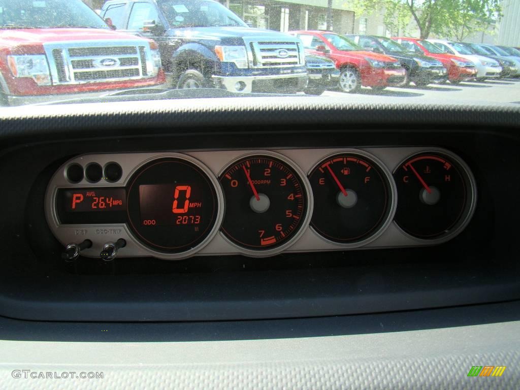 2009 xB  - Classic Silver Metallic / Dark Gray photo #19