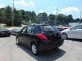 Super Black - Versa 1.8 S Hatchback Photo No. 5