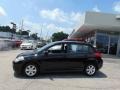 Super Black - Versa 1.8 S Hatchback Photo No. 6