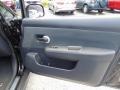 Super Black - Versa 1.8 S Hatchback Photo No. 17