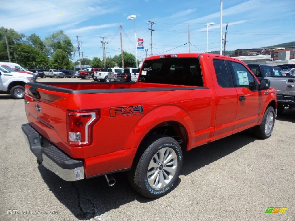 2015 F150 XLT SuperCab 4x4 - Race Red / Medium Earth Gray photo #3