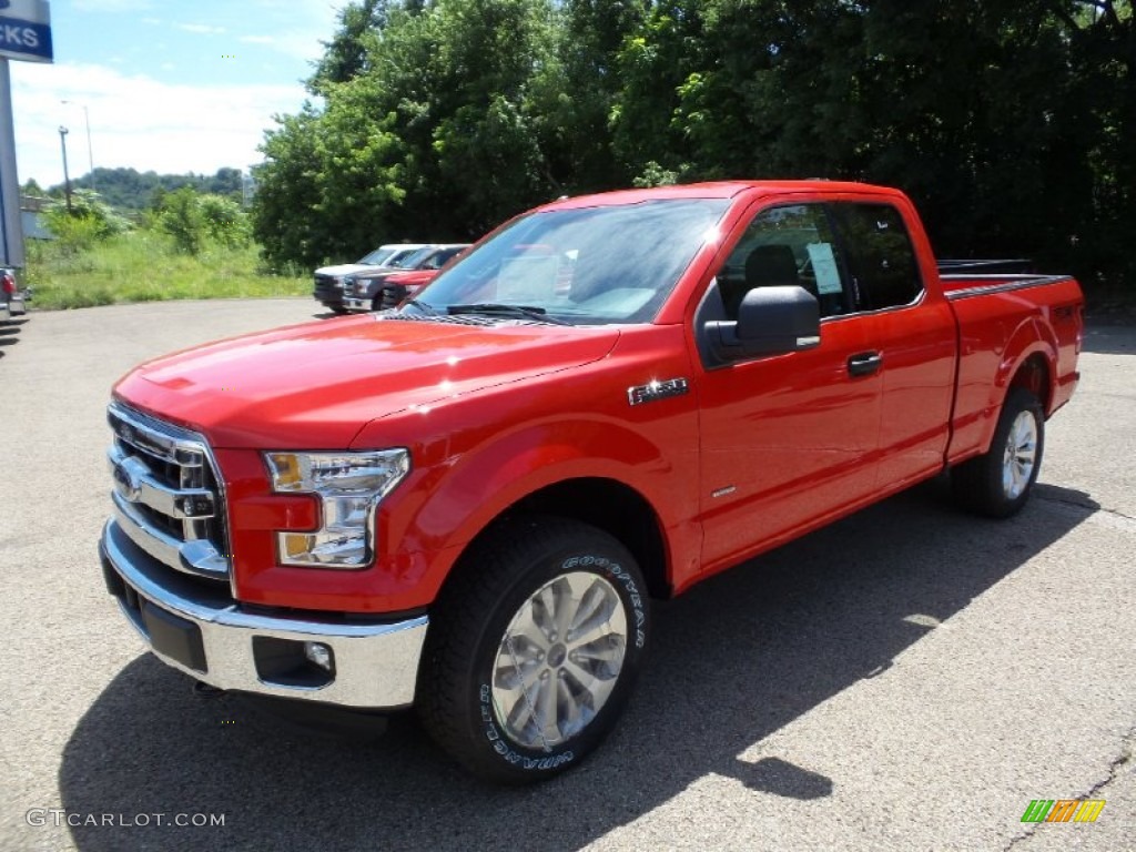 2015 F150 XLT SuperCab 4x4 - Race Red / Medium Earth Gray photo #8