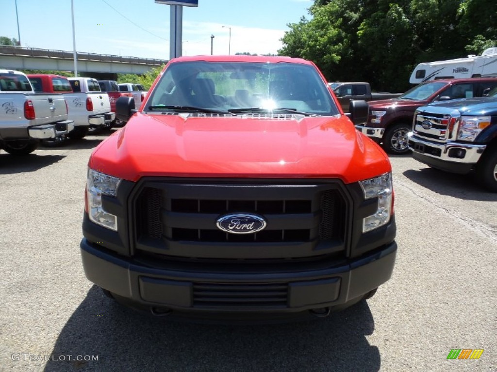 2015 F150 XL SuperCab 4x4 - Race Red / Medium Earth Gray photo #8