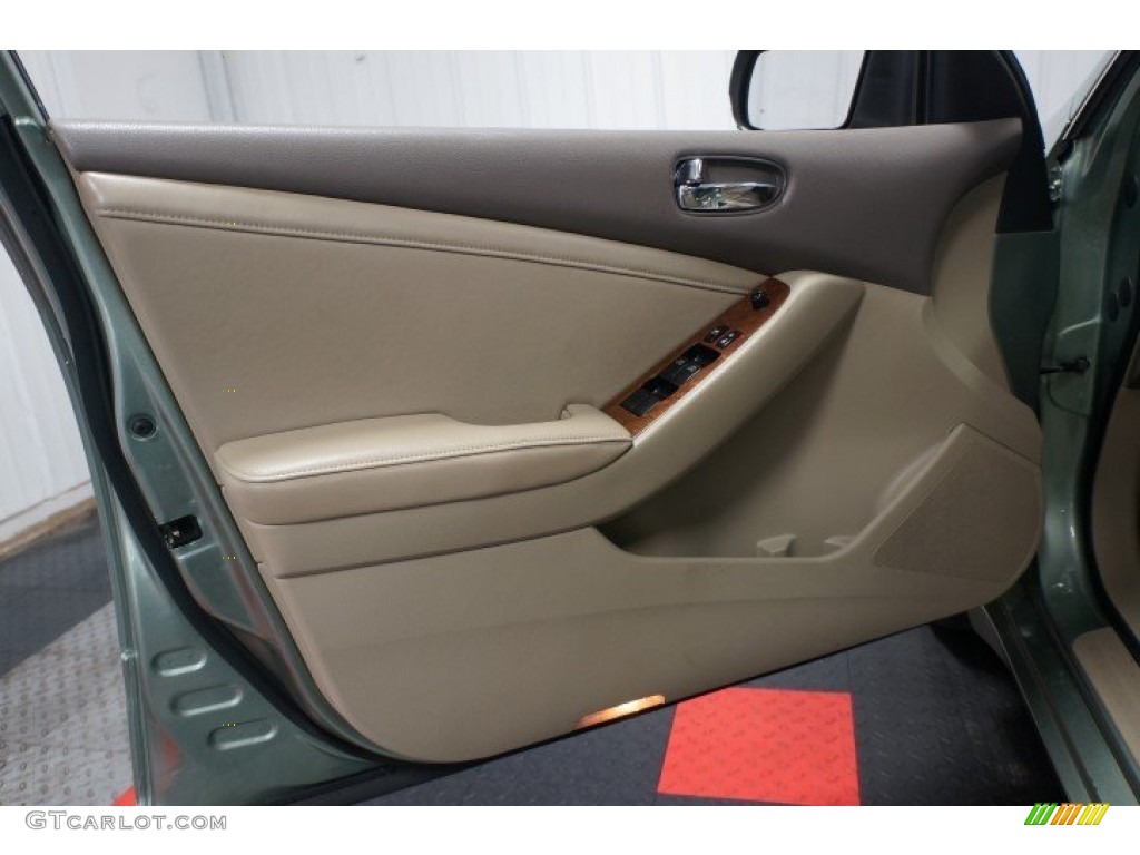 2007 Altima 2.5 SL - Metallic Jade / Blond photo #12