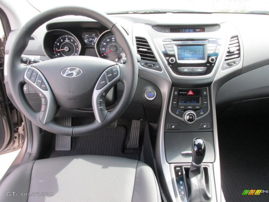 2016 Elantra Limited - Desert Bronze / Black photo #25