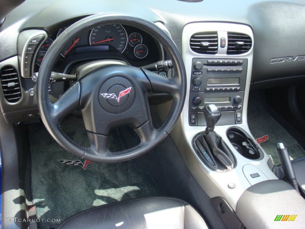 2005 Corvette Convertible - LeMans Blue Metallic / Ebony photo #12