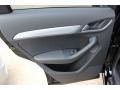 Brilliant Black - Q3 2.0 TSFI Premium Plus Photo No. 28