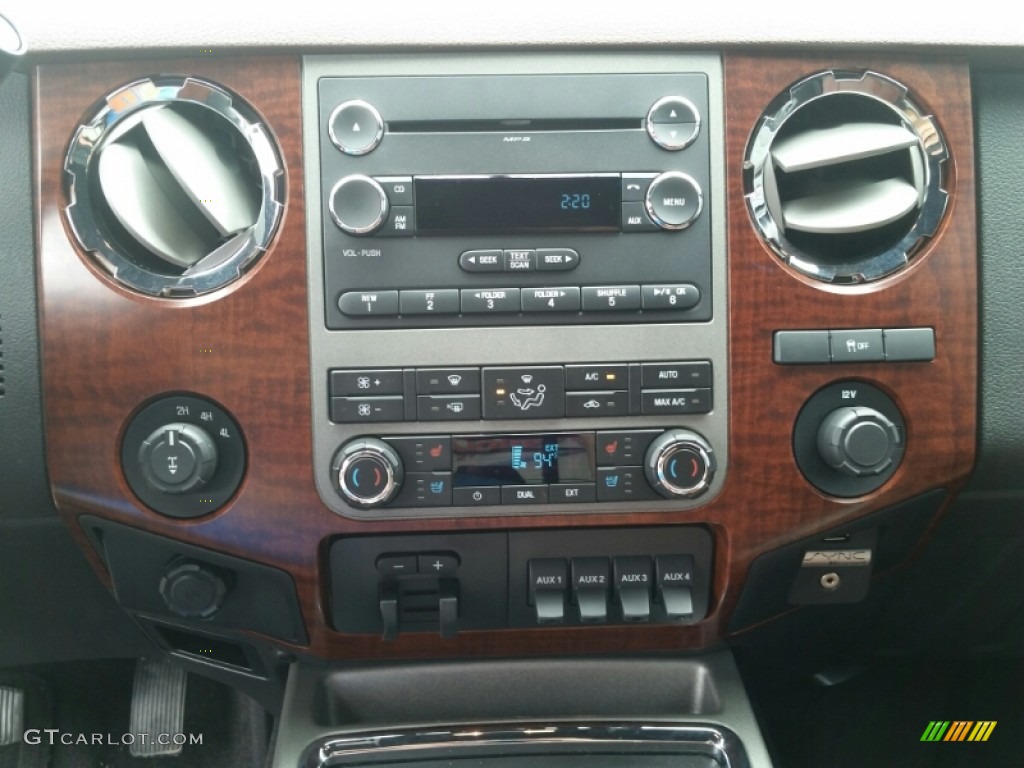 2012 F250 Super Duty Lariat Crew Cab 4x4 - Golden Bronze Metallic / Black photo #21