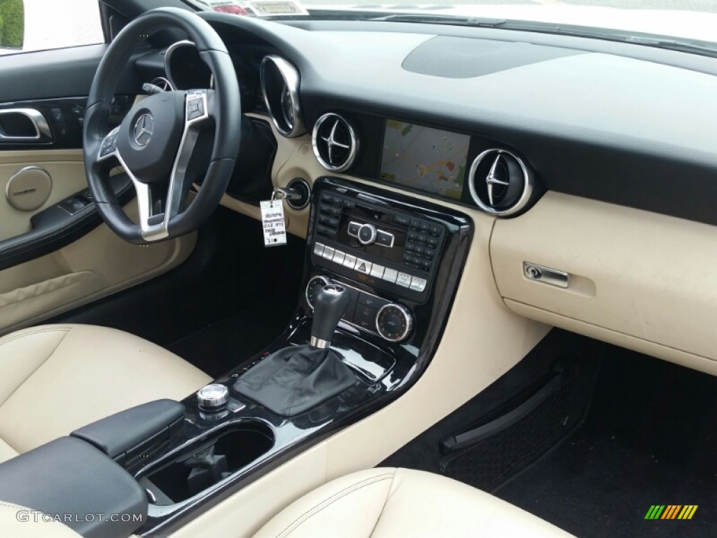 2012 SLK 250 Roadster - Arctic White / Sahara Beige photo #22