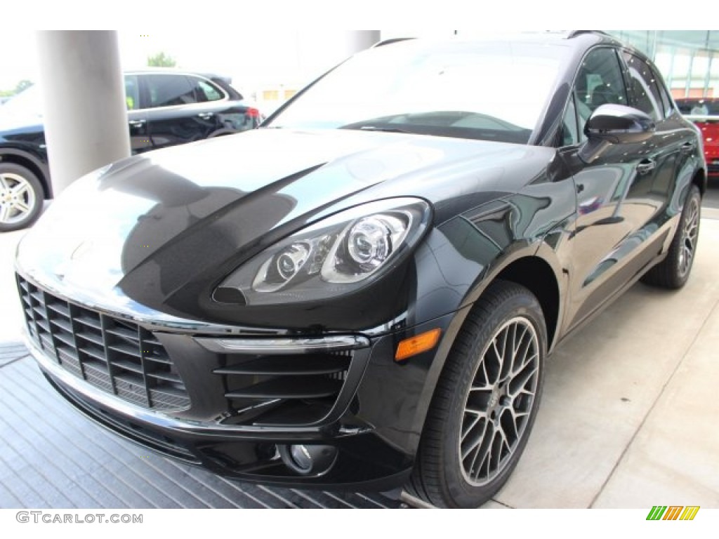 Black 2016 Porsche Macan S Exterior Photo #105732025