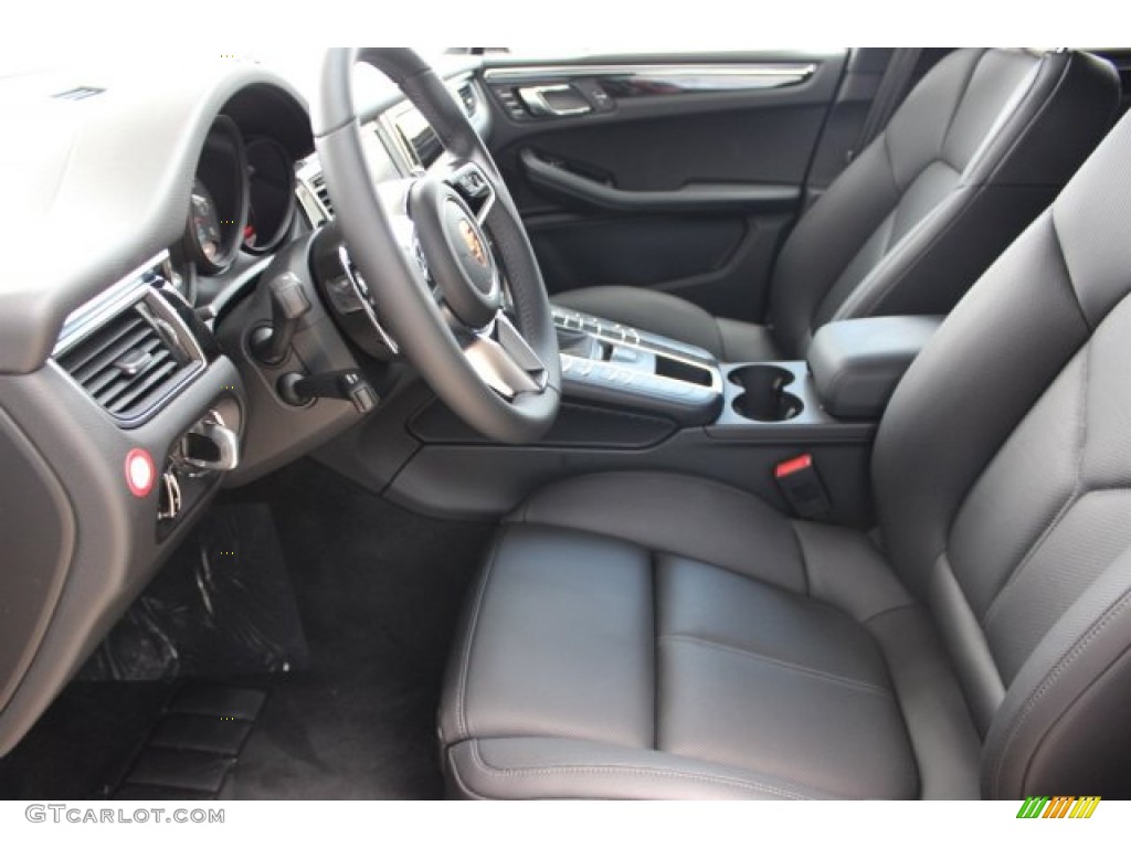 Black Interior 2016 Porsche Macan S Photo #105732149