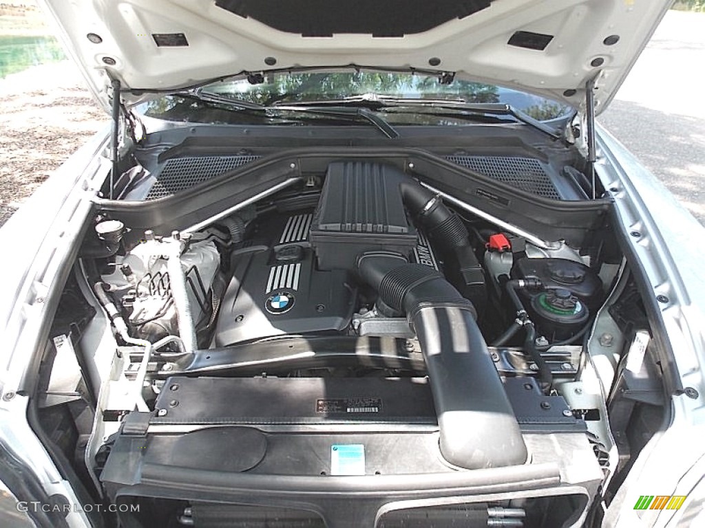 2008 BMW X5 3.0si Engine Photos