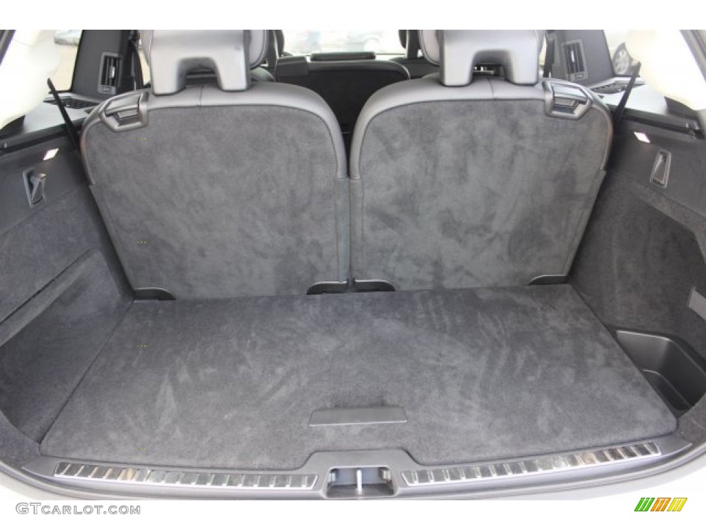 2016 Volvo XC90 T6 AWD Trunk Photo #105737834