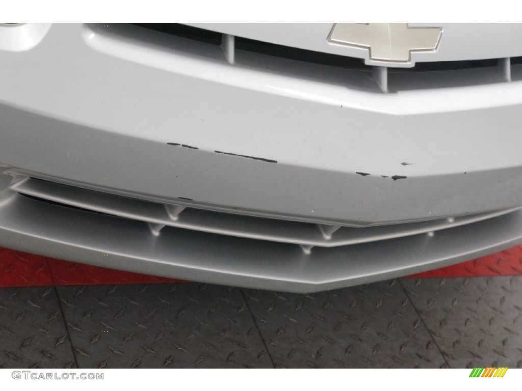 2004 Cavalier LS Coupe - Ultra Silver Metallic / Graphite photo #32