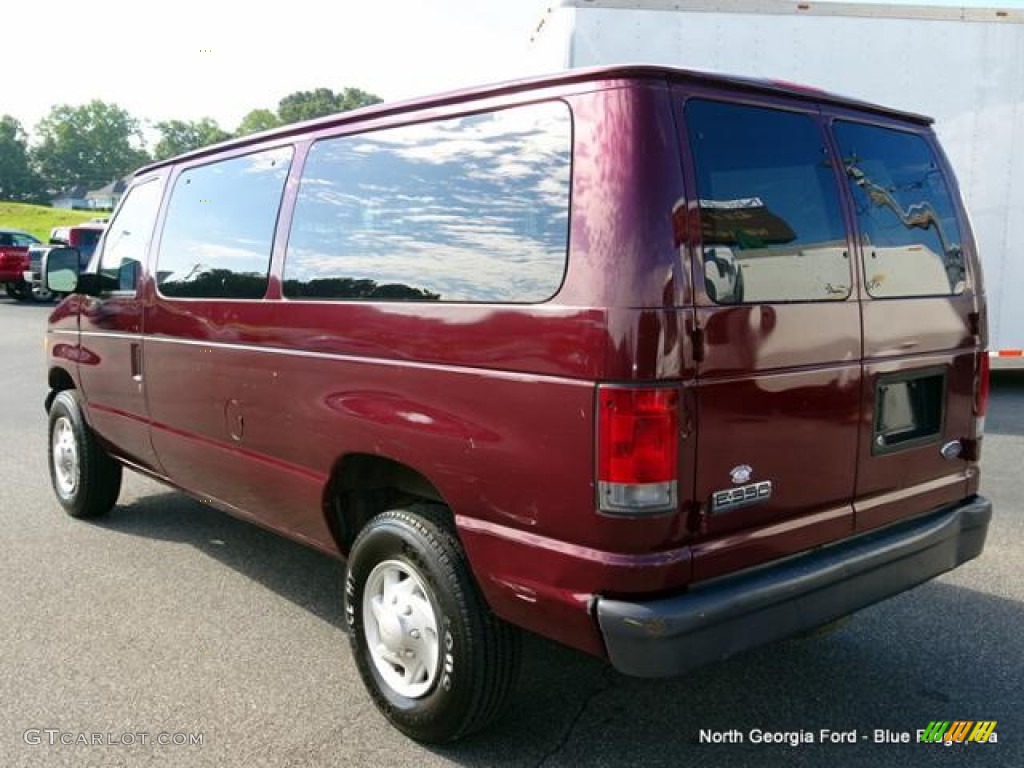 2007 E Series Van E350 Super Duty Commercial - Dark Toreador Red Metallic / Medium Flint Grey photo #3