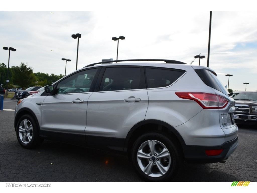 2016 Escape SE - Ingot Silver Metallic / Charcoal Black photo #25