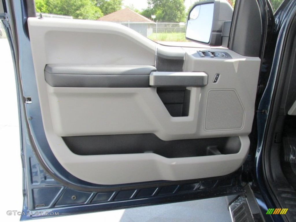 2015 F150 XLT SuperCrew - Blue Jeans Metallic / Medium Earth Gray photo #20