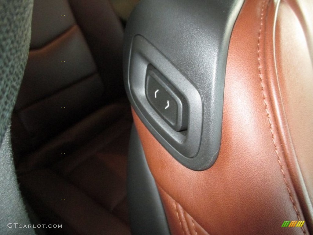 2014 Cadillac ELR Coupe Controls Photos