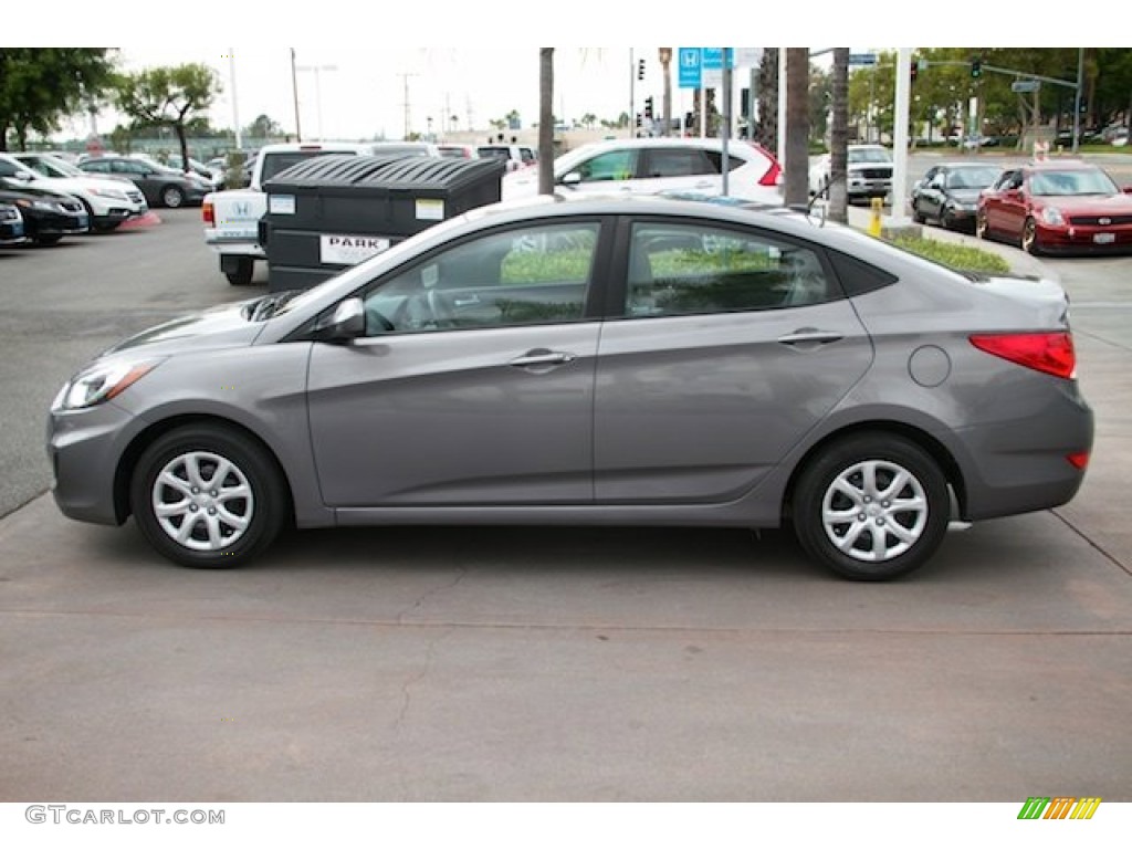 2013 Accent GLS 4 Door - Cyclone Gray / Gray photo #9