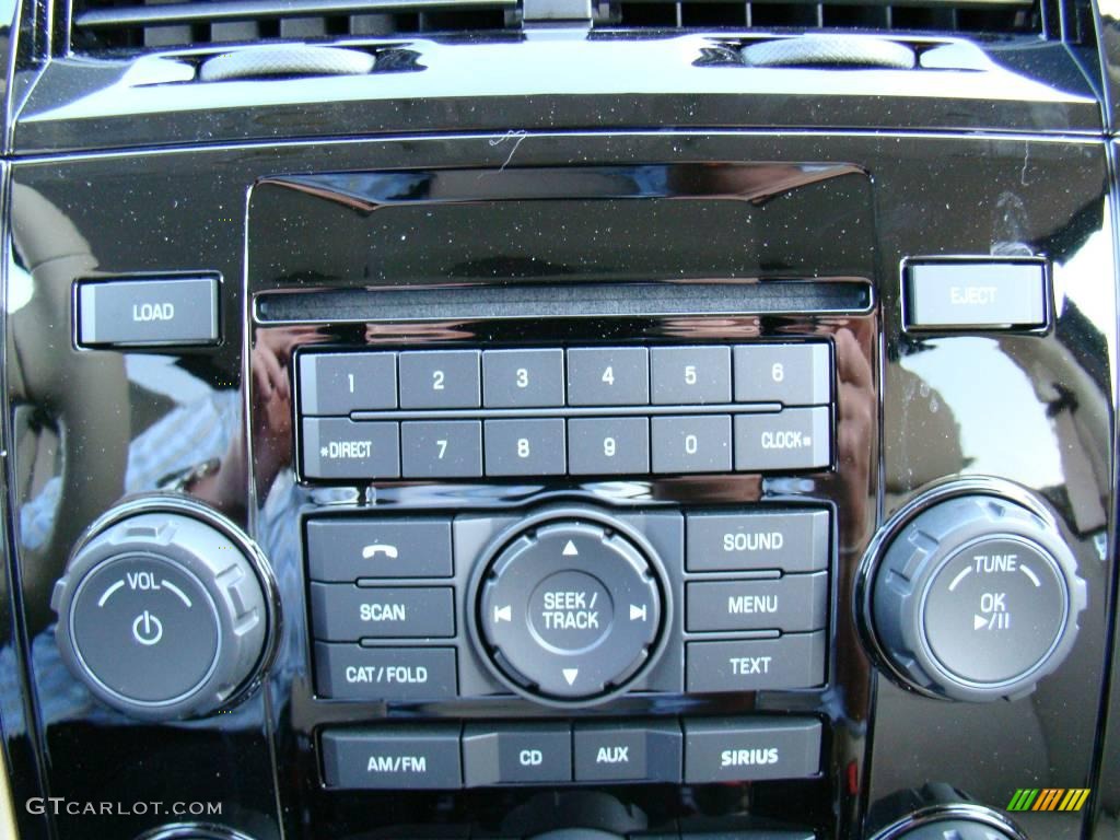 2009 Ford Escape Limited V6 Controls Photo #10575570