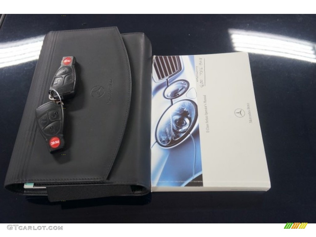 2004 Mercedes-Benz E 320 Sedan Keys Photos